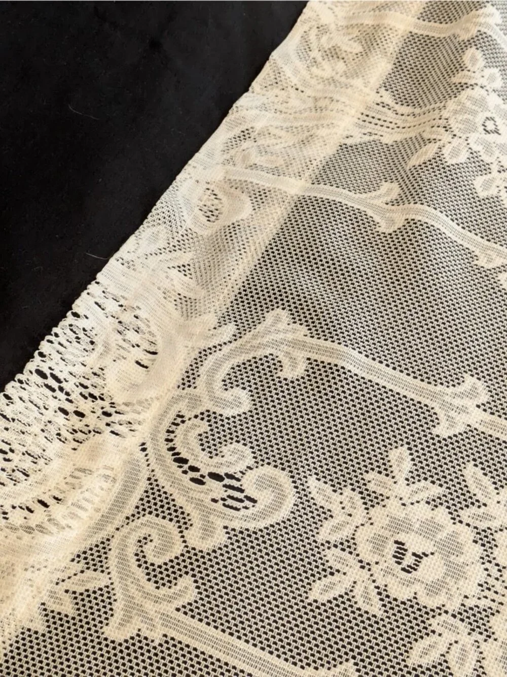 Vintage Lace Curtain Panels Set of 2 White Floral Bouquets Boho Cottagecore 60
